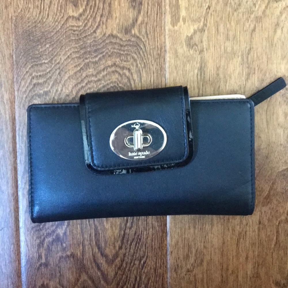 Kate Spade ♠️ Wallet